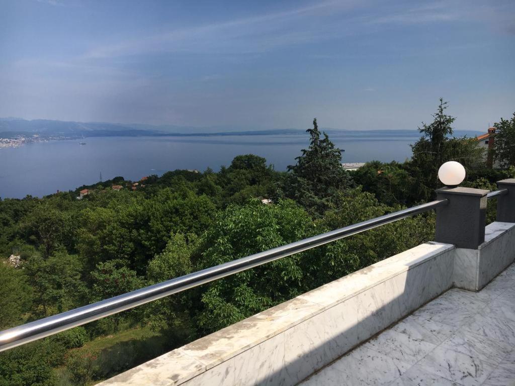 Luxury With Private Pool And 2 Bedrooms In Bay View *