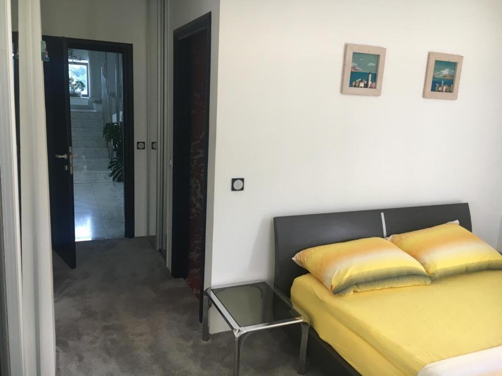 Luxury With Private Pool And 2 Bedrooms In Bay View Apartment