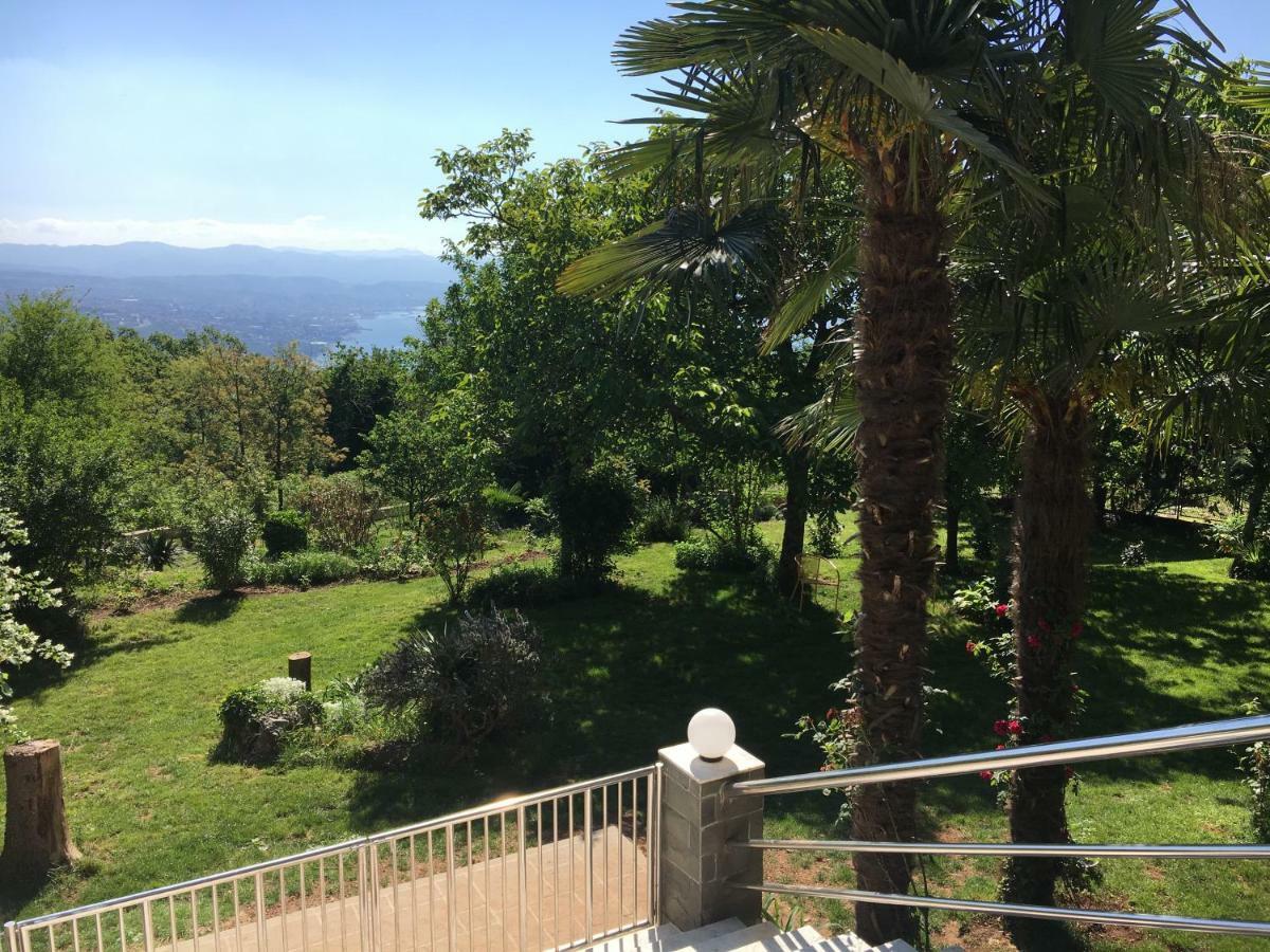 Luxury With Private Pool And 2 Bedrooms In Bay View Apartment Opatija