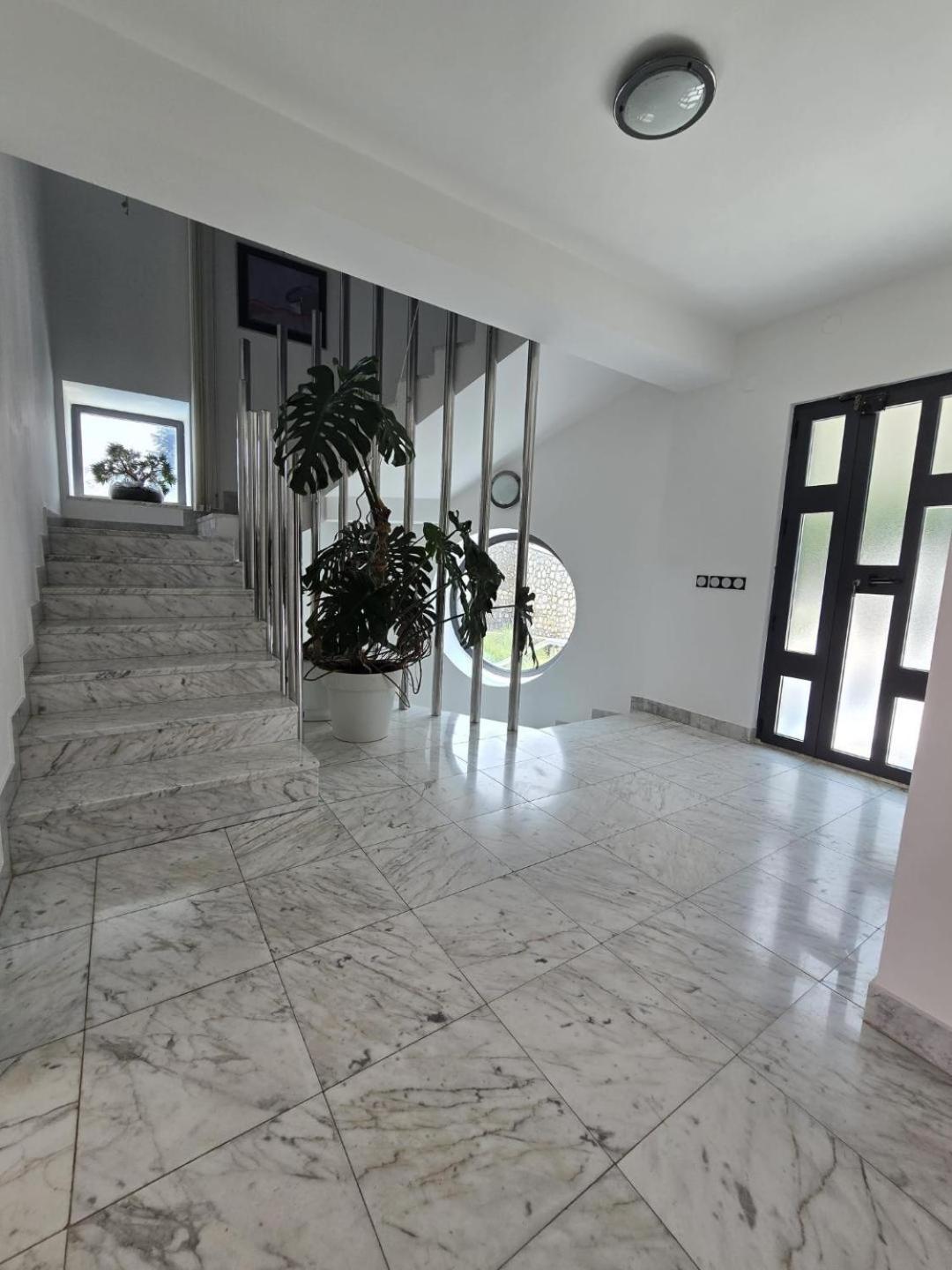 Luxury With Private Pool And 2 Bedrooms In Bay View Apartament